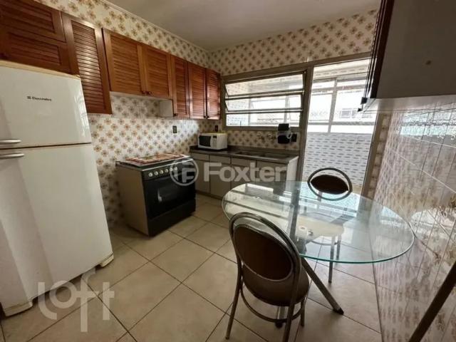 Imóvel para venda possui 130 metros quadrados com 3 quartos em Jardim Lindóia Porto Alegre RS