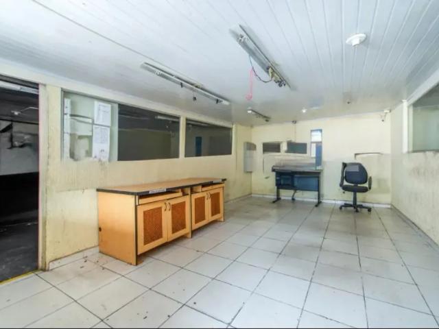 Imóvel para venda possui 357 metros quadrados com 5 quartos em Butantã São Paulo SP