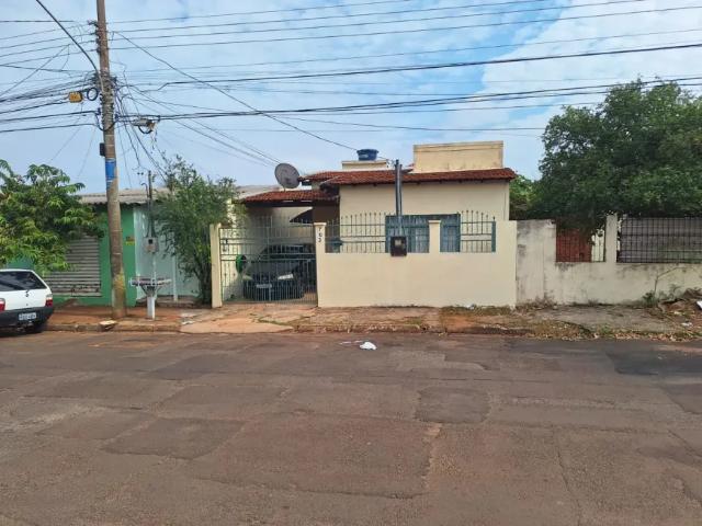 Imóvel para venda possui 432 metros quadrados em Vila Palmira Campo Grande MS