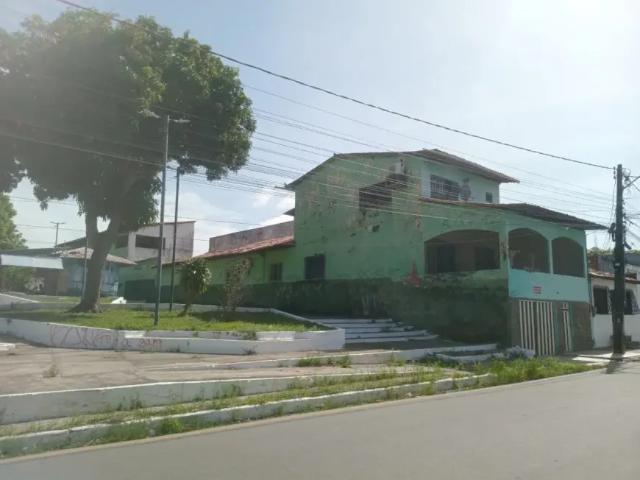 Imóvel para venda possui 500 metros quadrados em Anil São Luís MA