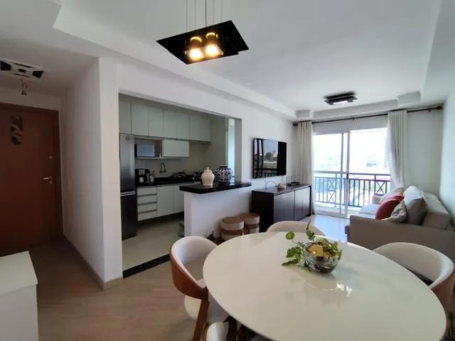 Imóvel para venda possui 57 metros quadrados com 2 quartos