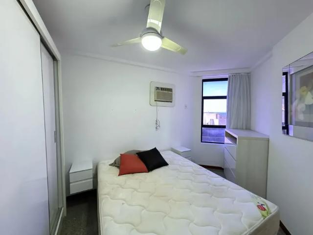 Imóvel para venda possui 78 metros quadrados com 2 quartos em Centro Guarapari ES