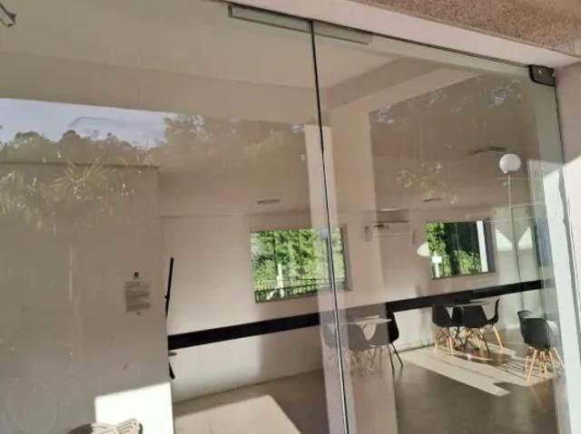 Imóvel para aluguel com 40 metros quadrados com 2 quartos em Mário Quintana Porto Alegre RS