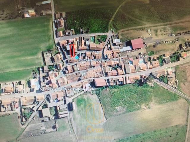 Imóvel Para Reconstrução com quintal na Aldeia dos Ruins Ferreira do Alentejo