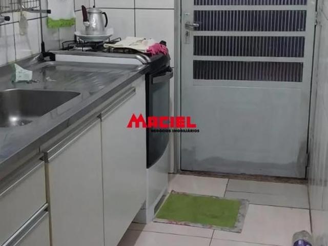 Imóvel Residencial e para fins Comercial frente á Avenida Bacaba