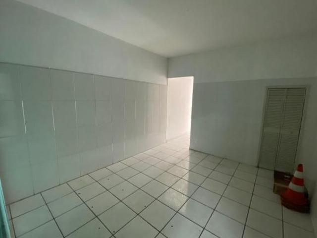 IMOVEL RESIDENCIAL OU COMERCIAL DE 180m2 na vila Sonia. FL64