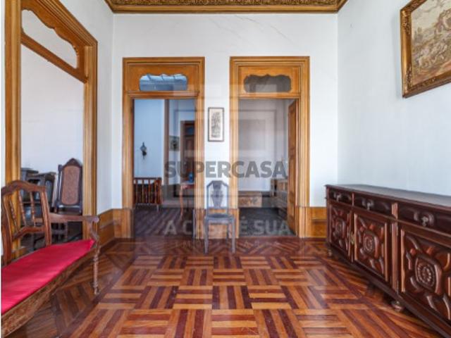 Imóvel único no coração de Ovar Ideal para habitação e investimento