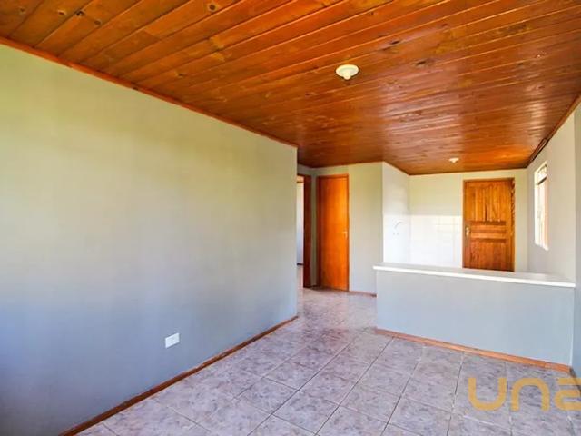 Imobiliária Cilar Aluga Casa 2 Quartos no Abranches com 49m², Ref. 05941.002 CILAR