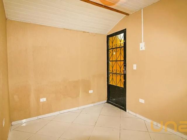 Imobiliária Cilar Aluga Casa 2 Quartos no Capão Raso com 48m², Ref. 06309.002 CILAR