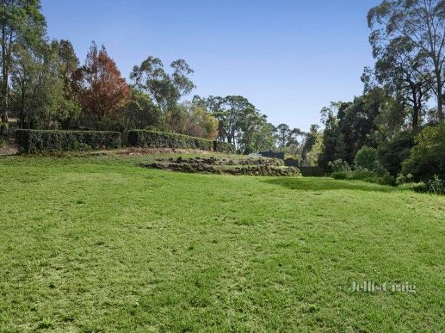 Imagine a lifestyle of spectacular Mt Dandenong views and a prime location within walk of Montrose