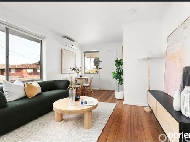 Imagine Coming Home to Effortless Thomastown Living. Can you picture it?