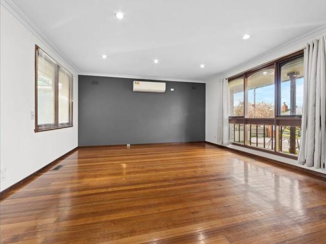 Imagine Easy Lifestyle in a Convenient Location Every Day. Can You Picture It?