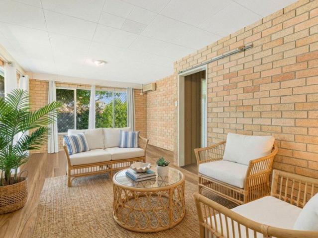Imagine Your First Home: Just a Walk from Kirra Beach