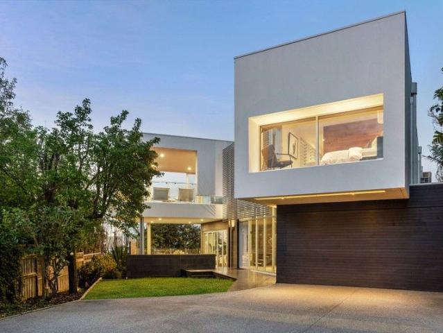 IMAGINE