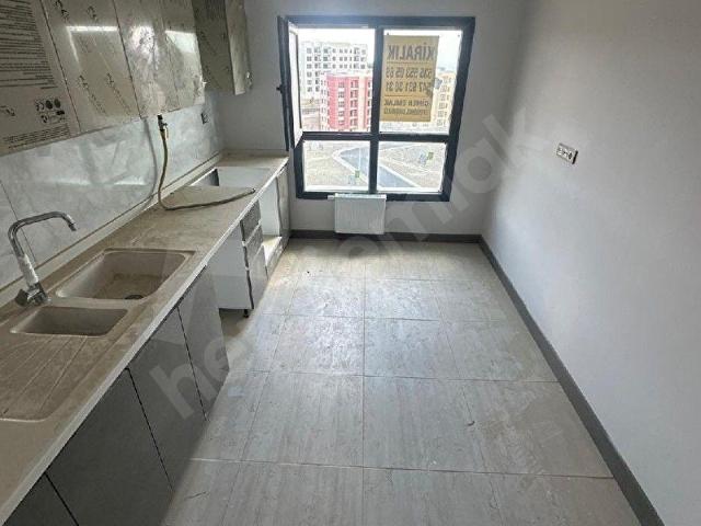 Çimen Emlaktan Alazıda 3+1 Uygun Fiyatlı Kiralık Daire