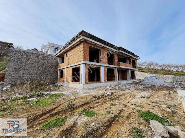 Çimenli De Satılık Lüx Deniz Manzaralı Villa