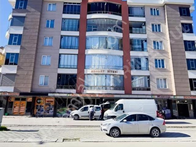 Çimenlik Cd. Cephe Satılık Arakat 2+1 Daire