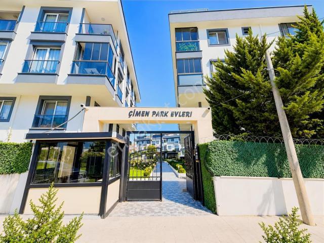 Çimenpark Sitesinde Kapalı Otoparklı Eşyalı Kiralık 2 + 1