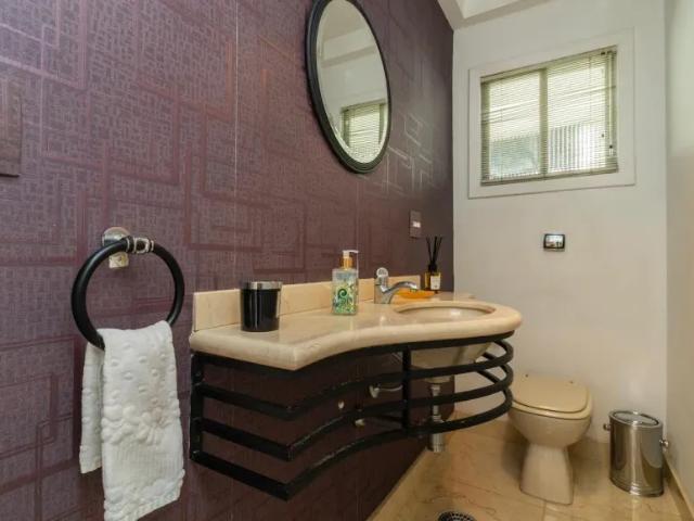 Impecável apartamento de 3 quartos no Jardim América, São Paulo: 260m², 4 salas, 4 banheiros e 3 vag