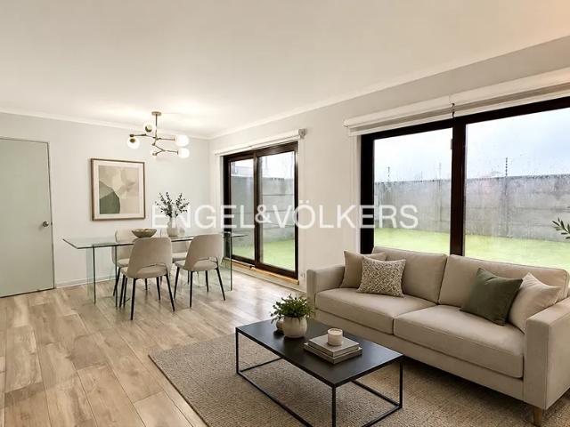Impecable Casa En Lomas De San Sebastián