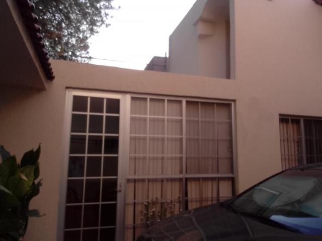 Impecable casa en mansiones del valle