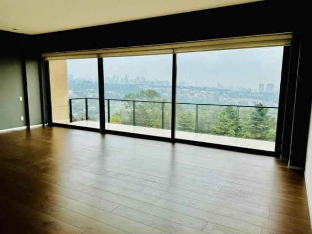 Impecable departamento en Bosque 6060 con balcón con preciosa vista y casa Club