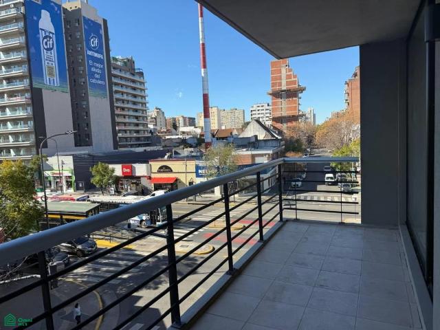 IMPECABLE DEPTO 2 AMBIENTES, A ESTRENAR, BALCÓN CORRIDO CON VISTA ABIERTA!