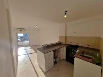 Impecable semipiso 2 ambientes con 2 balcones Lanus