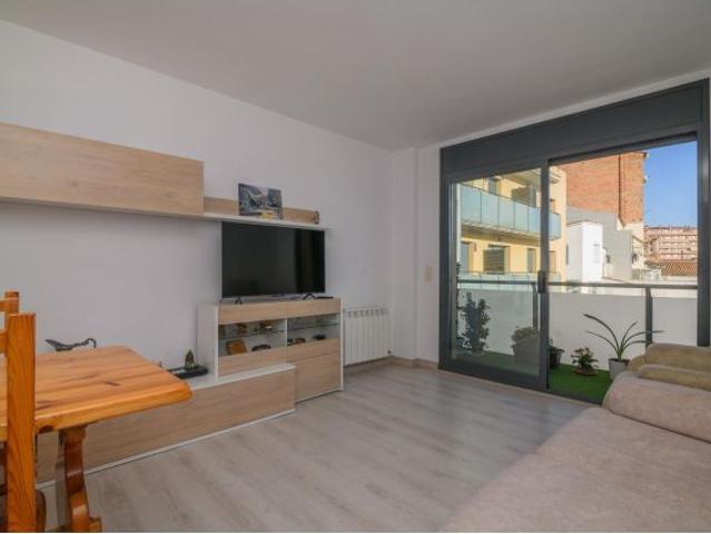 Impecable y céntrico en Manresa: 3 hab, suite y balcón