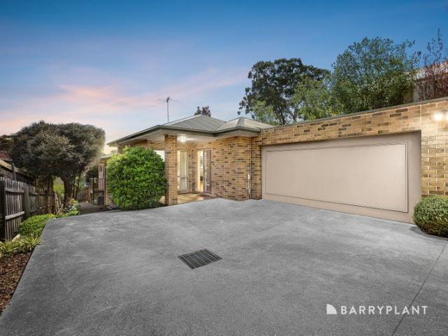 Impeccably Maintained Living in the Heart of Montmorency