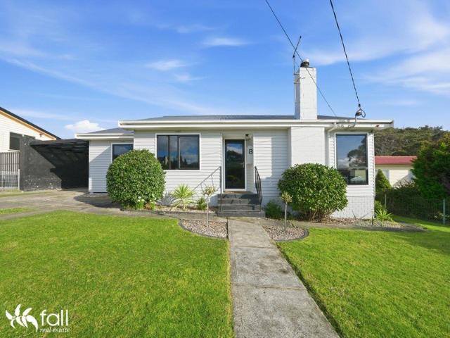 Impeccably Presented, Move In Ready & Lovingly Maintained