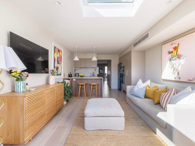 Impeccably Renovated c1830s Sandstone Terrace in Paddington Heart