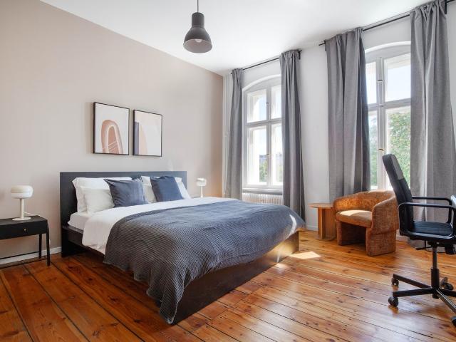 Impeccable Kreuzberg 3BR, Furnished, Equipped, Berlin Amsterdam Apartments for Rent