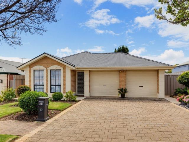 Impeccable Steel Frame Home in Exclusive Southbank Estate
