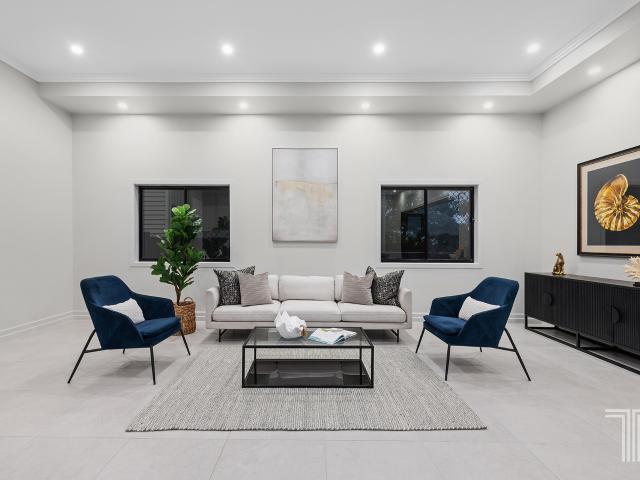 Impeccable Style in this Brand New Home within the Mansfield High School catchment