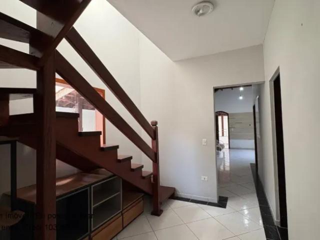 Imperdível oportunidade: Casa à venda em Caraguatatuba SP, Sumaré, 3 quartos, suíte, 3 banheiros, 2