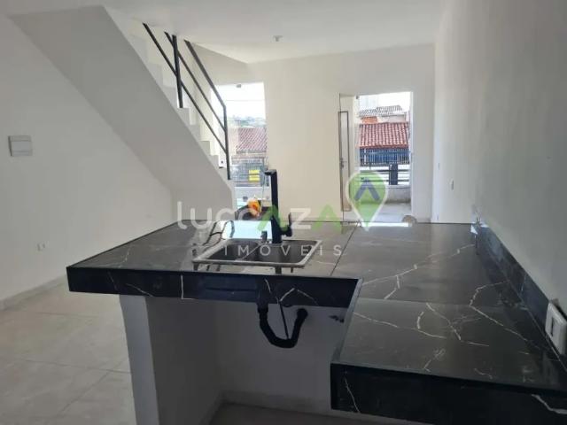 Imperdível oportunidade de adquirir casa no Centro de Jacareí SP com 2 quartos, 2 suítes e 87m² de á