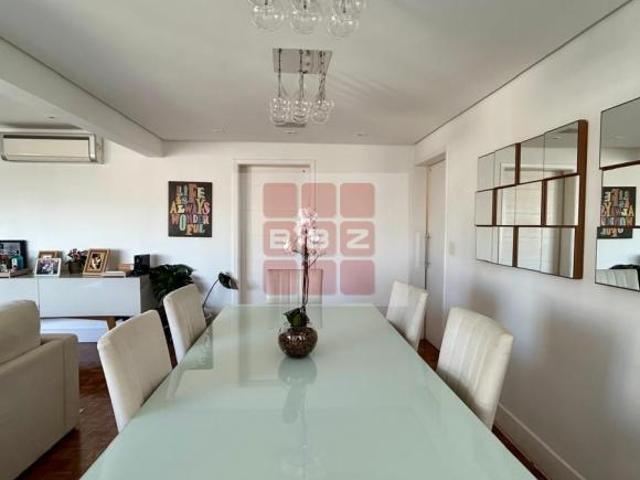 Imperdível oportunidade: Apartamento à venda na Vila Olímpia, São Paulo SP, com