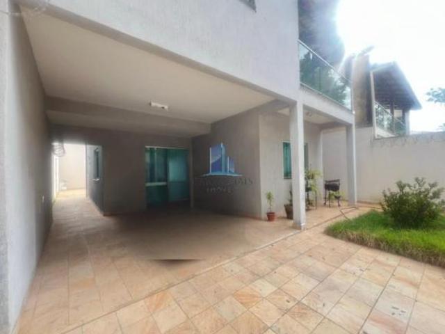 Imperdível oportunidade: Casa à venda em Contagem MG, bairro Sapucaias III, 3 quartos, 1 suíte, 3 sa