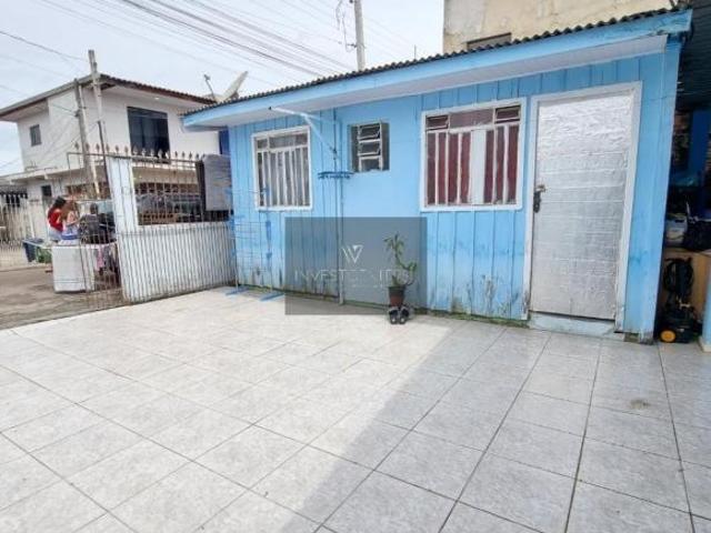 Imperdível oportunidade! Casa à venda em Curitiba PR, Cidade Industrial, 4 quartos, 3 banheiros, 3 v