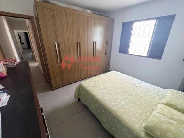 Imperdível oportunidade: Casa à venda em São José dos Campos SP, Vila Tesouro! 2 quartos, 1 sala, 1