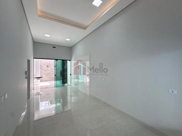 Imperdível oportunidade! Casa à venda em Umuarama PR, Jardim Português, 3 quartos, 1 suíte, 1 sala