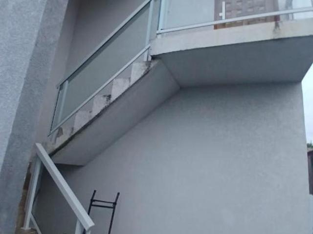 Imperdível oportunidade: Casa à venda ou locação no Centro de Itanhaém SP, 2 quartos, 1 sala, 2 banh