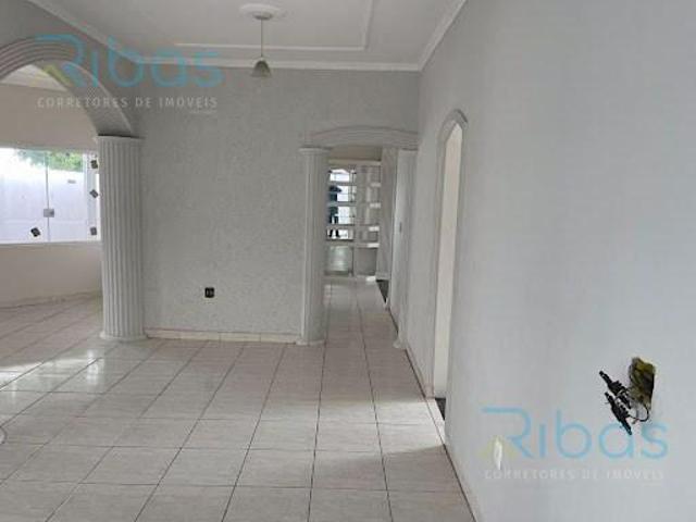 Imperdível oportunidade de adquirir uma casa de luxo no Jardim Florestal, Jundiaí SP: 4 quartos, 4 s