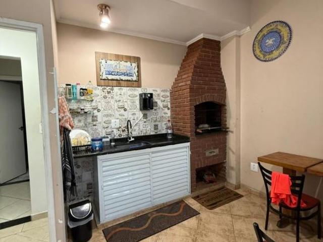 Imperdível oportunidade em Santos SP: Casa à venda no Campo Grande com 5 quartos, 1 suíte, sala, 3 v