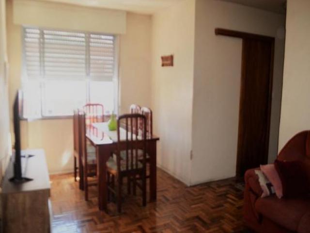 Imperdível: Apartamento à venda em Porto Alegre RS, Jardim Leopoldina. 2 quartos, 1 sala, 1 banheiro