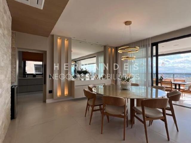 Imperdível! Apartamento de Luxo em Alphaville Centro Industrial e Empresarial, 4 quartos, 5 banheiro