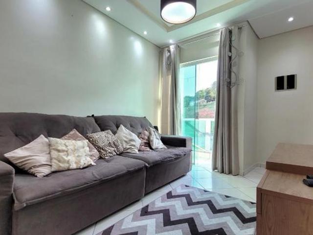 Agradável apartamento para venda em Jardim Rina com 3 quartos, sendo 1 suíte, 86m²