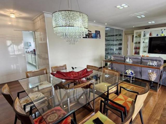 Atraente apartamento para venda em Lauzane Paulista com 3 quartos, sendo 3 suítes, 143m² corretors