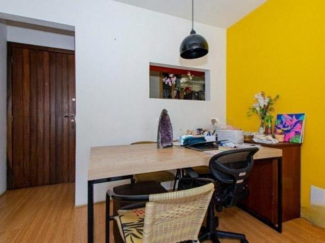Funcional apartamento para venda em Pompeia com 3 quartos, 63m²